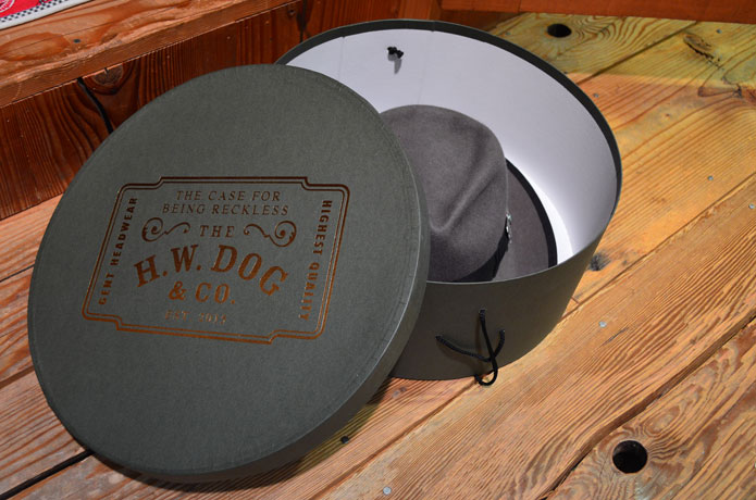 H.W.DOGのハットボックス