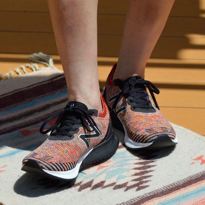 トップジミーのメンズコーディネート画像 ニューバランス (NEW BALANCE) PERFORMANCE RUNNING 靴 スニーカー ランニングシューズ MFCECCM