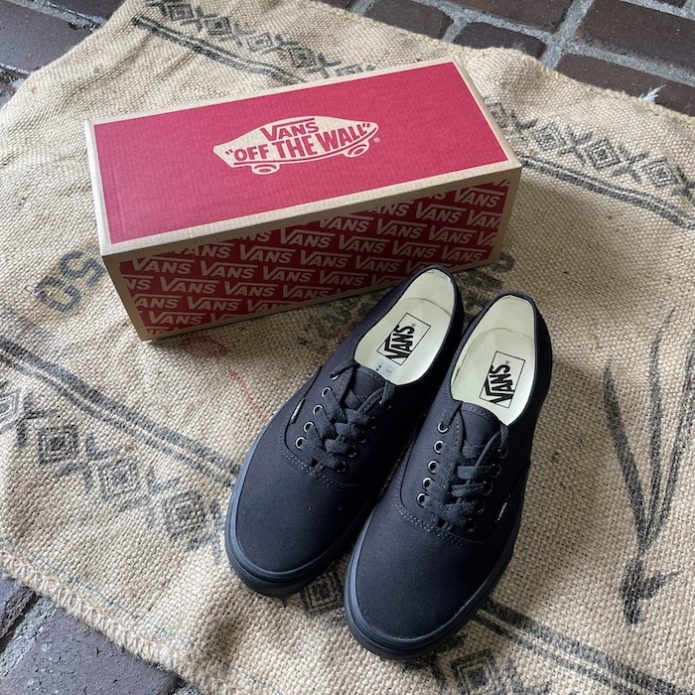 ヴァンズ VANS オーセンティック AUTHENTIC