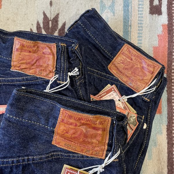 フリーホイーラーズ (FREEWHEELERS) "Lot.601XX1947" THE VANISHING WEST 5POCKET JEANS 1947 MODEL ジーンズ デニムパンツ 2312471