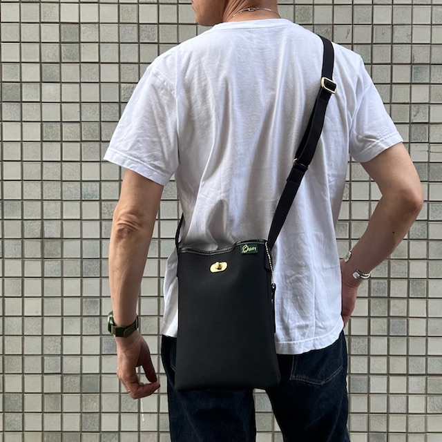 ブレディ (BRADY) LOWCA MEDIUM ショルダーバッグ スマホ サコッシュ ロウカ ミディアム