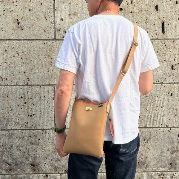 ブレディ (BRADY) LOWCA MEDIUM ショルダーバッグ スマホ サコッシュ ロウカ ミディアム