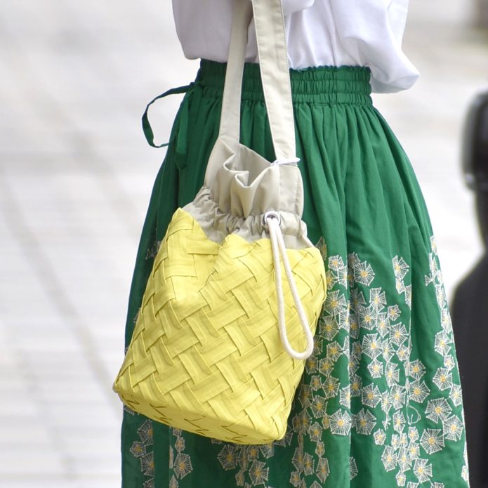 ケレン (KELEN) -SUNNY- SMOCKING DESIGN BAG ショルダーバッグ LKL25HAC2028 トップジミーのレディースコーディネート画像