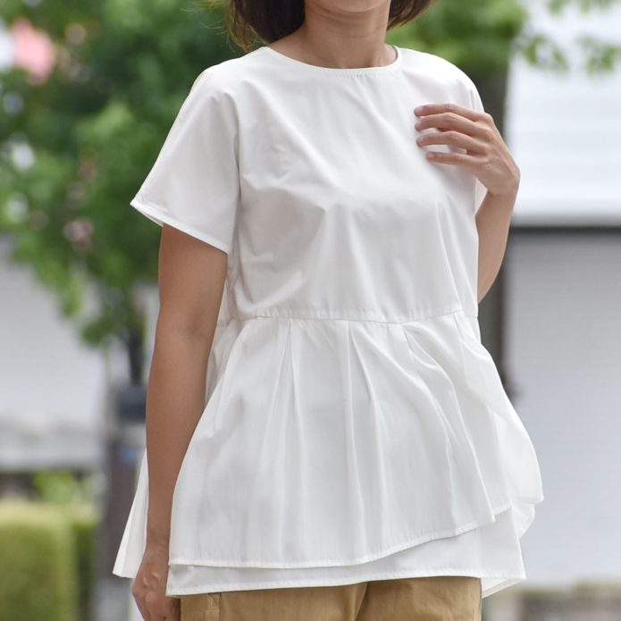 ケレン(KELEN) -UTA- 2WAY TUCK DESIGN TOPS 半袖シャツ ブラウス LKL25HBL2208 トップジミーのレディースコーディネート画像