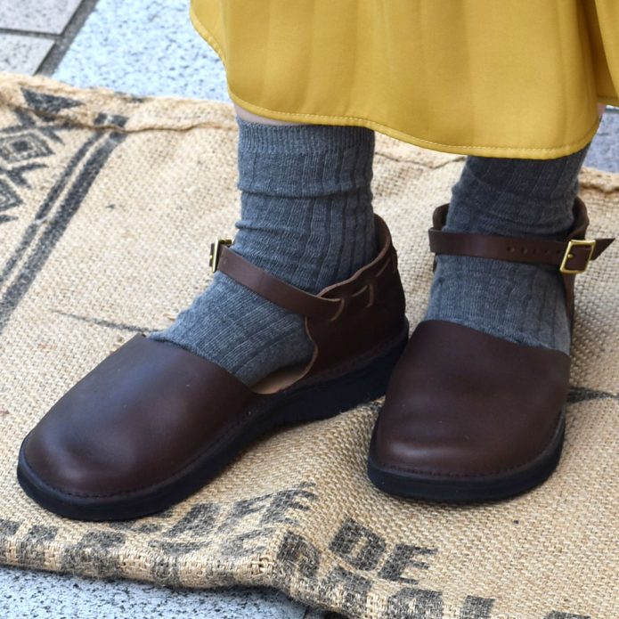 オーロラシューズ (AURORA SHOES) Mary Jane レザーシューズ 革靴 MJ-W トップジミーのレディースコーディネート画像