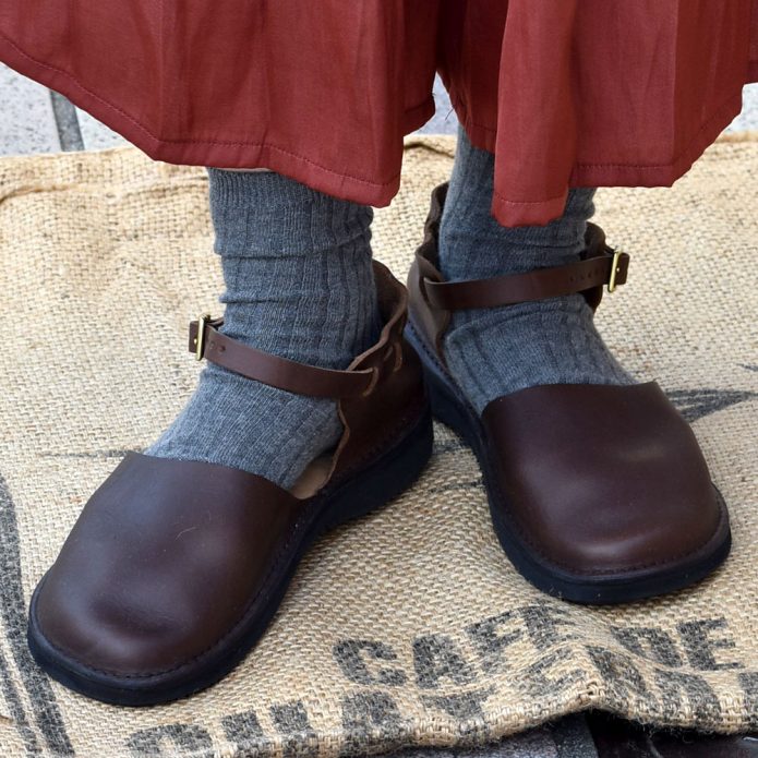 オーロラシューズ (AURORA SHOES) Mary Jane レザーシューズ 革靴 MJ-W トップジミーのレディースコーディネート画像