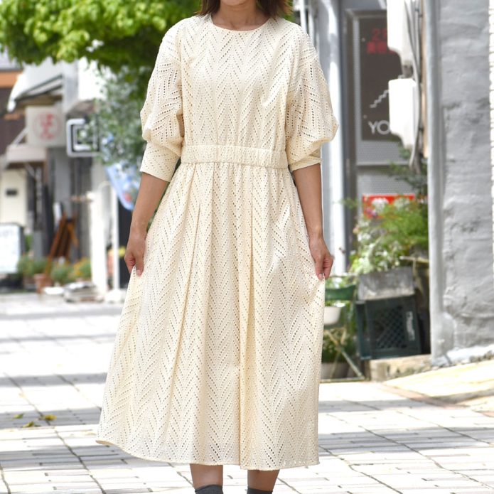 ケレン(KELEN) CUT WORK LACE DRESS -HAKU- 半袖 レース ワンピース LKL23HOP2012 トップジミーのレディースコーディネート画像