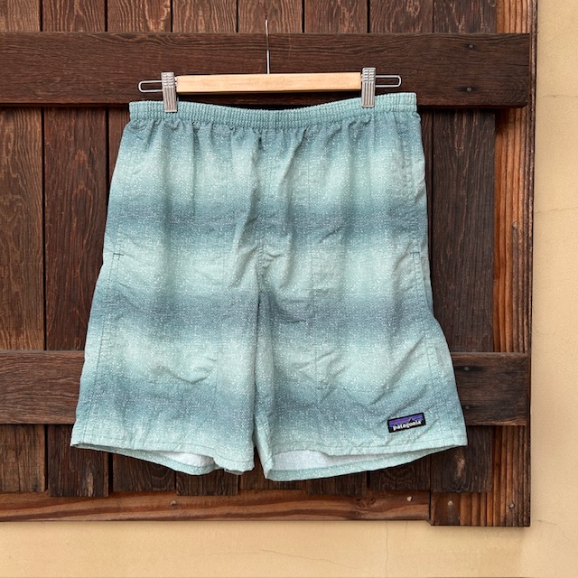 パタゴニア (PATAGONIA) メンズ バギーズ ロング 7インチ Men's Baggies Longs-7 ショートパンツ メッシュのライナー付 股下18cm 耐久性撥水加工 58035