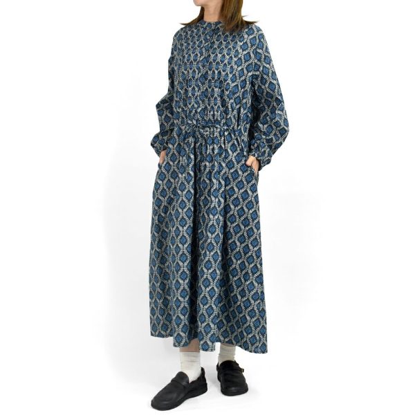 ソソット (sosotto) ツタ柄細ピンタックウエストドロストOP 前開きノーカラーワンピース 42572218