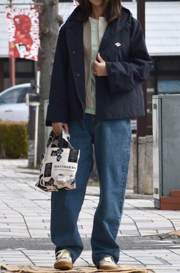 優しい色合いの春先取りコーデ トップジミーのレディースコーディネート画像