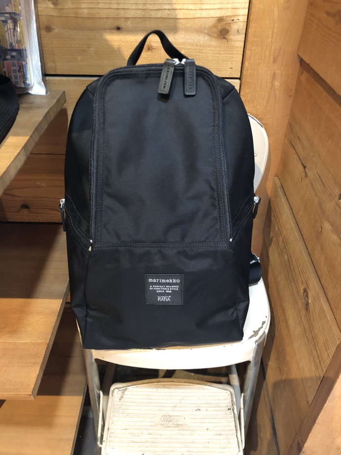 マリメッコ (marimekko) Metro バックパック ナイロンリュックサック 52239-2-92518