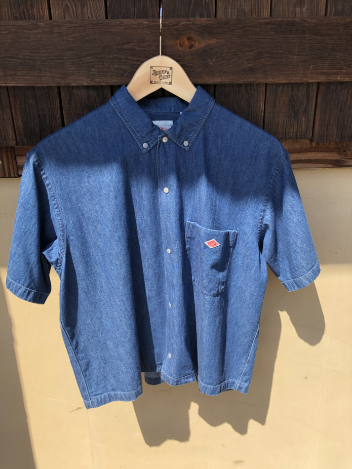 ダントン (DANTON)
WOMEN'S DOT BUTTON B.D. SHORT SHIRT S/S
半袖デニムシャツ ブラウス
DT-B0336DUG