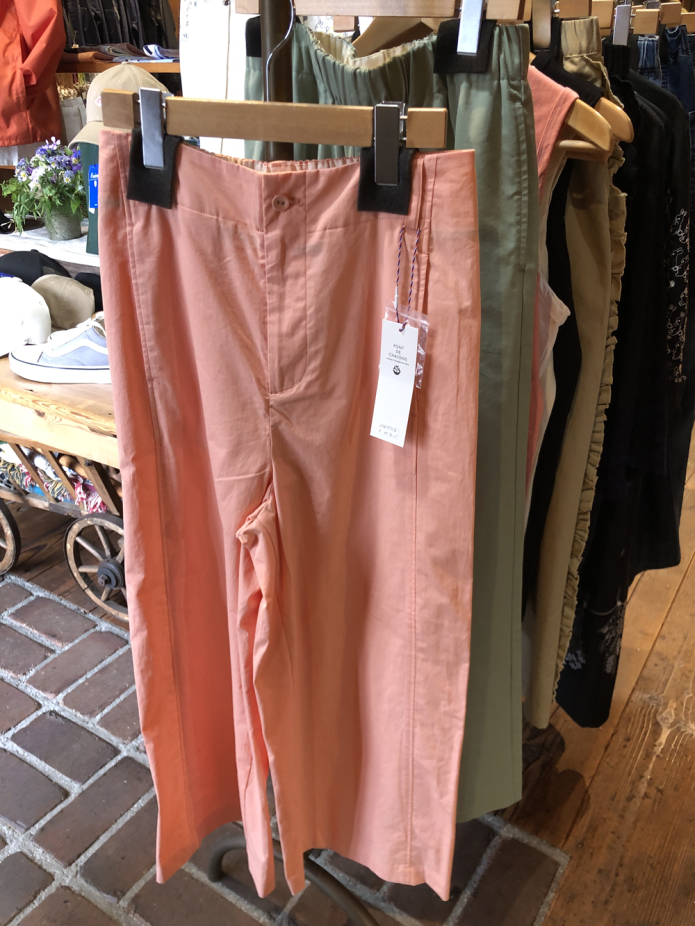 ポンデシャロン (PONT DE CHALONS)
シームポケットクロップドパンツ
コットンパンツ